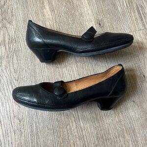 Gabor Black Leather Mary Jane Heels Pumps Women’s Size 5.5